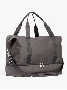 Lo & Sons Grey Large Catalina Deluxe Travel Bag - Never used